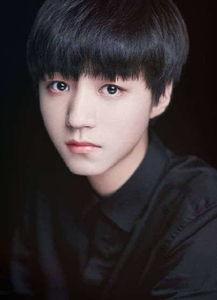 娱乐吃瓜蜀黍王俊凯小说,娱乐圈的甜蜜瓜田