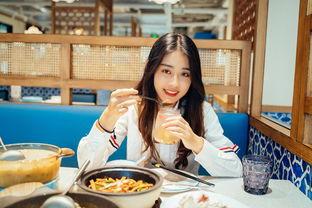 吃瓜娱乐酱黄金时间,揭秘明星幕后故事，黄金时间独家放送